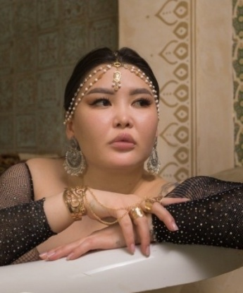 Мои услуги - настоящее искусство, перевоплощение в сексуальные фантазии, незабываемые моменты нашего встречи. Фото и отзывы оставят тебя в нетерпении до нашей встречи. Жду тебя, жителя Москвы, в моей нежной и уютной обитель. 🌹 158, 23 года